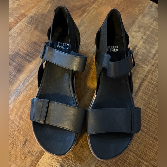 NWT Eileen Fisher Luck Smooth Leather Wedge Sandals, Size 7.5 - Picture 4 of 5